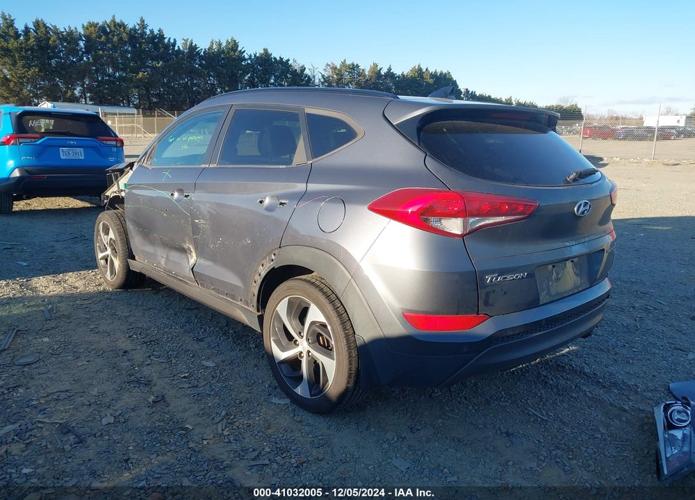 2016 HYUNDAI TUCSON LIMITED VIN: KM8J3CA24GU058303