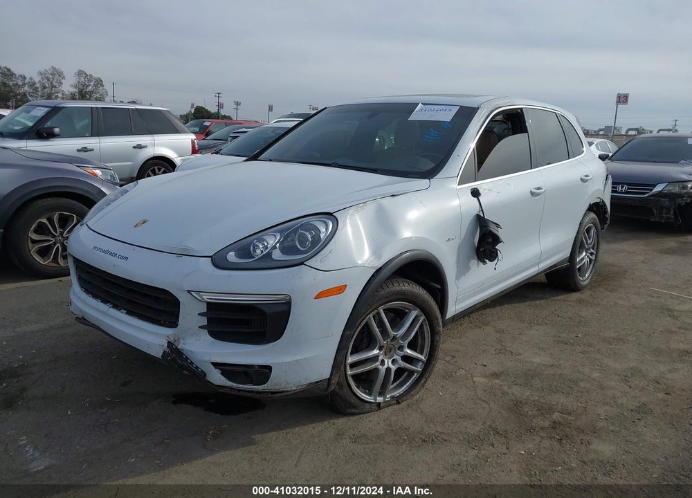 2015 PORSCHE CAYENNE VIN: WP1AF2A21FLA35831