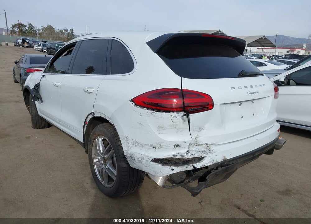 2015 PORSCHE CAYENNE VIN: WP1AF2A21FLA35831