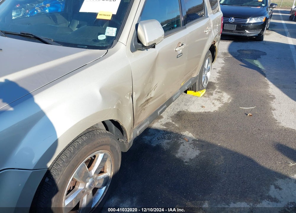 2010 FORD ESCAPE LIMITED VIN: 1FMCU0E76AKC63084