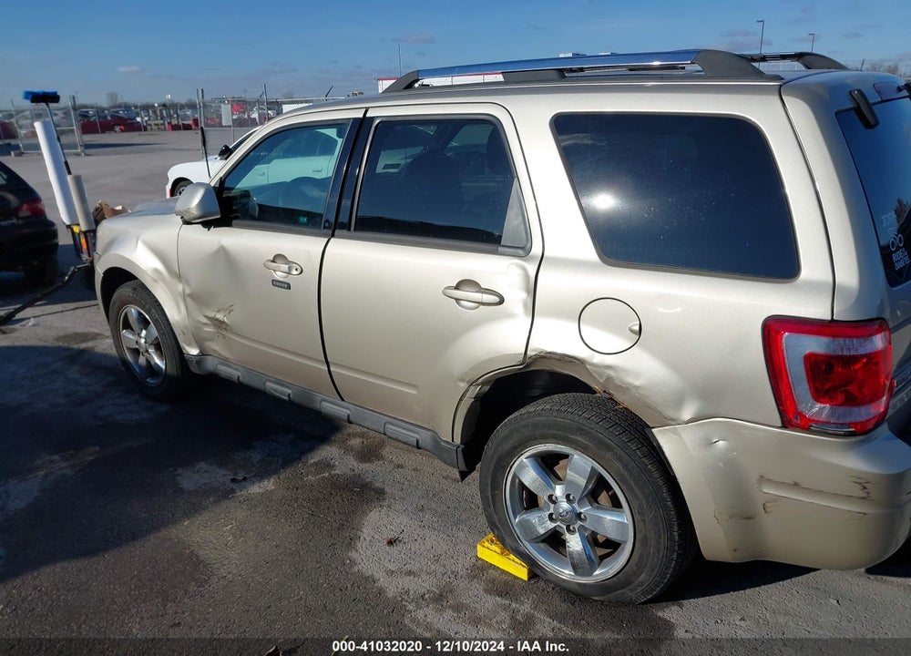 2010 FORD ESCAPE LIMITED VIN: 1FMCU0E76AKC63084