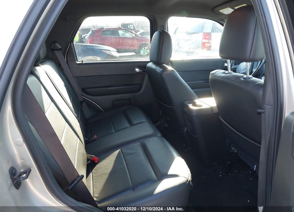 2010 FORD ESCAPE LIMITED VIN: 1FMCU0E76AKC63084