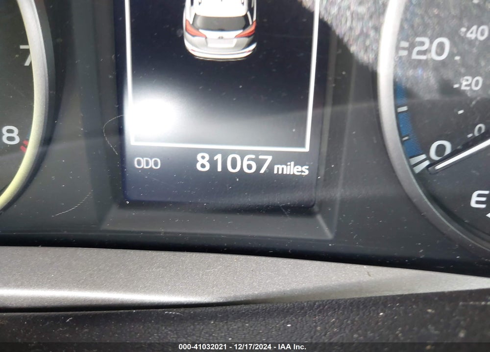 2018 TOYOTA RAV4 ADVENTURE/XLE VIN: 2T3WFREV0JW466249