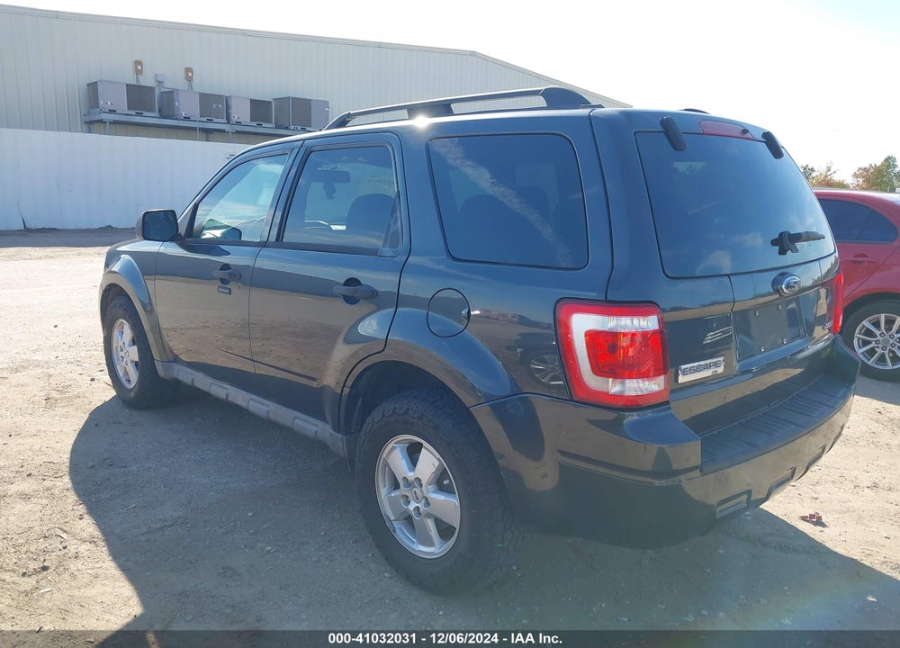 2009 FORD ESCAPE XLT VIN: 1FMCU93GX9KC38658