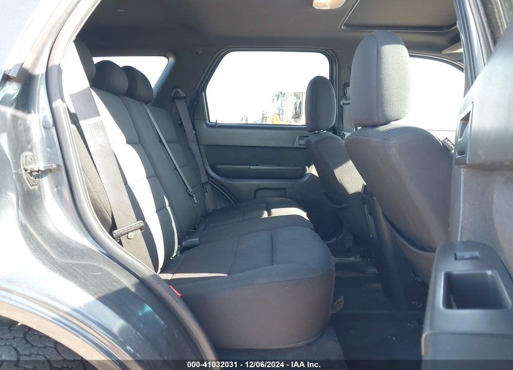 2009 FORD ESCAPE XLT VIN: 1FMCU93GX9KC38658