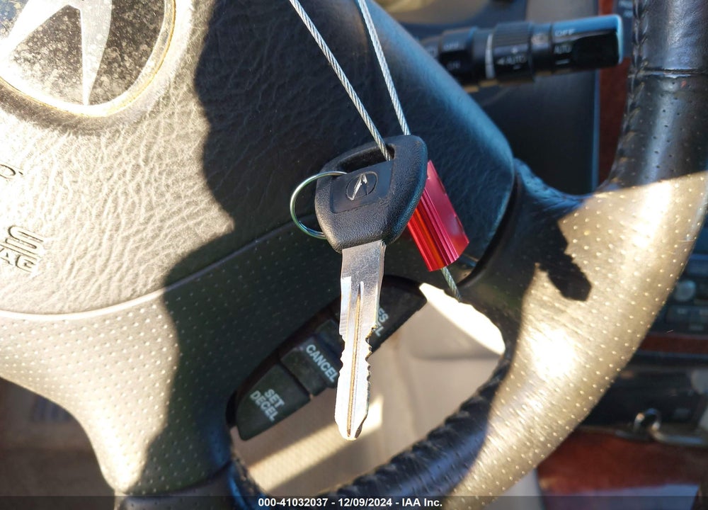 2004 ACURA MDX VIN: 2HNYD18774H508041