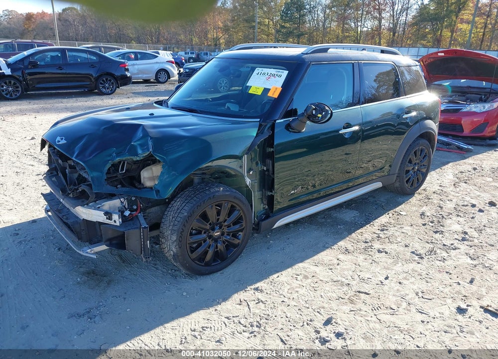 2018 MINI COUNTRYMAN COOPER S VIN: WMZYT5C39J3E62525