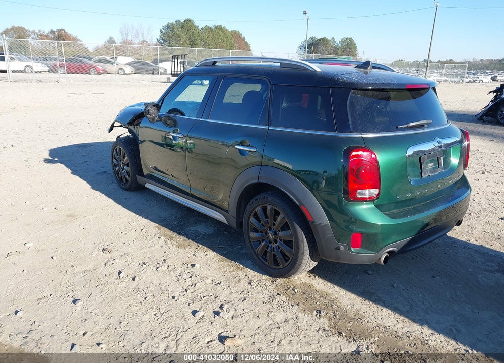 2018 MINI COUNTRYMAN COOPER S VIN: WMZYT5C39J3E62525