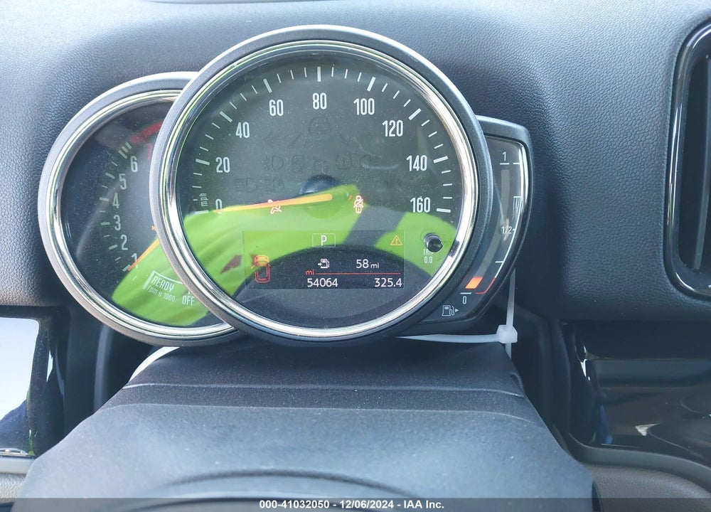 2018 MINI COUNTRYMAN COOPER S VIN: WMZYT5C39J3E62525