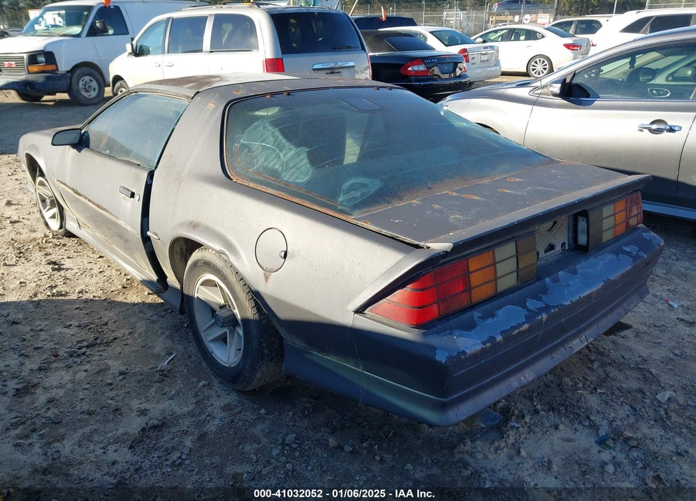 1991 CHEVROLET CAMARO RS VIN: 1G1FP23E8ML183475
