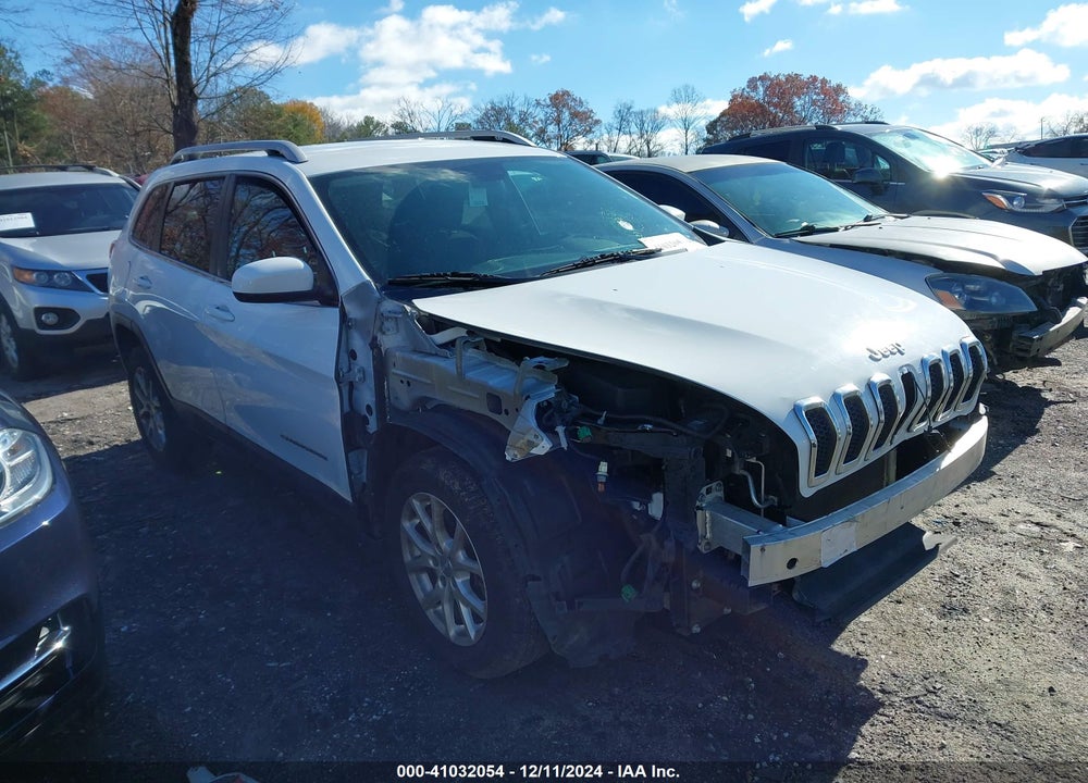 2015 JEEP CHEROKEE LATITUDE VIN: 1C4PJLCB9FW782959