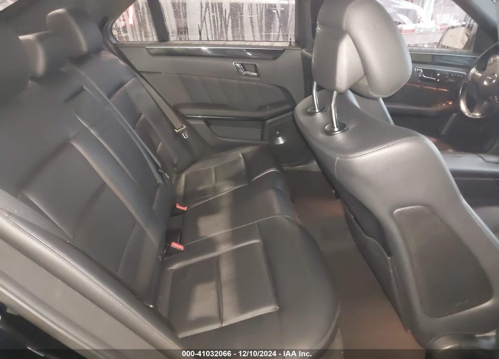 2010 MERCEDES-BENZ E 350 4MATIC VIN: WDDHF8HB4AA210673