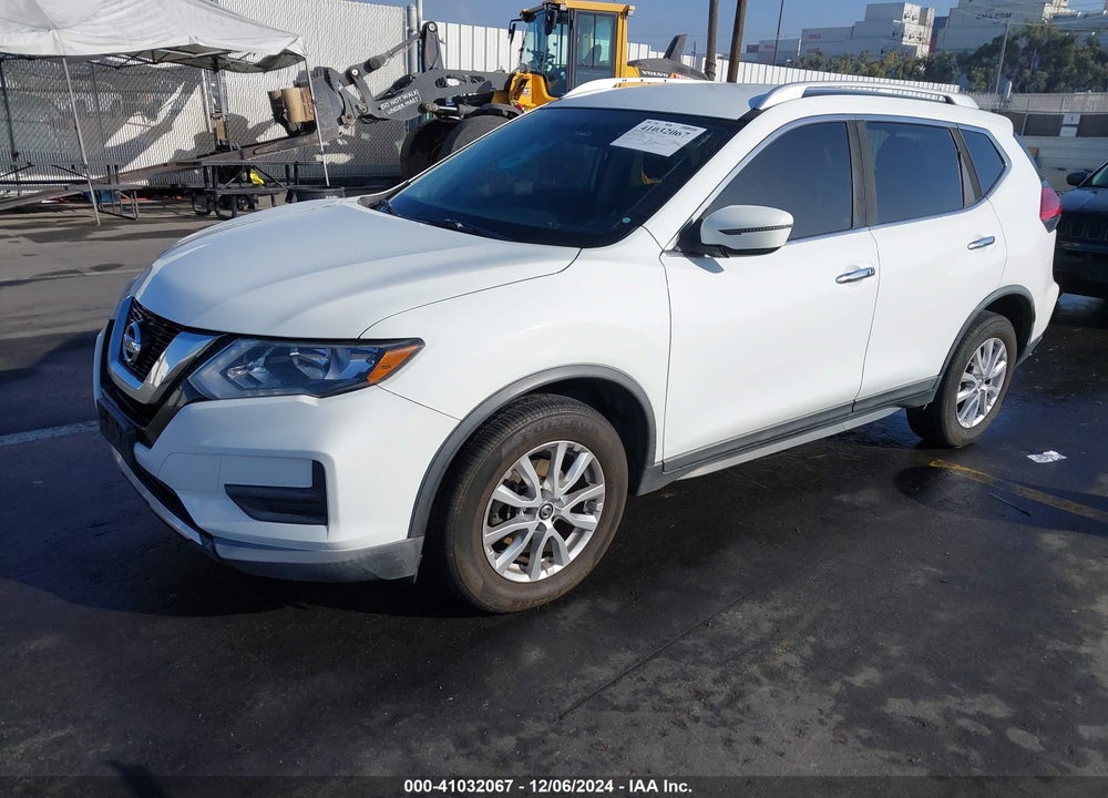 2017 NISSAN ROGUE SV VIN: KNMAT2MVXHP569017