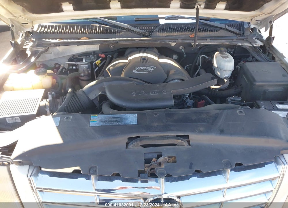 2005 CADILLAC ESCALADE ESV PLATINUM EDITION VIN: 3GYFK66N95G259657