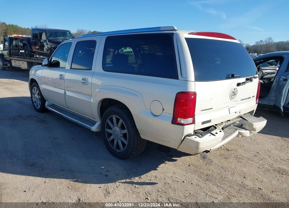 2005 CADILLAC ESCALADE ESV PLATINUM EDITION VIN: 3GYFK66N95G259657