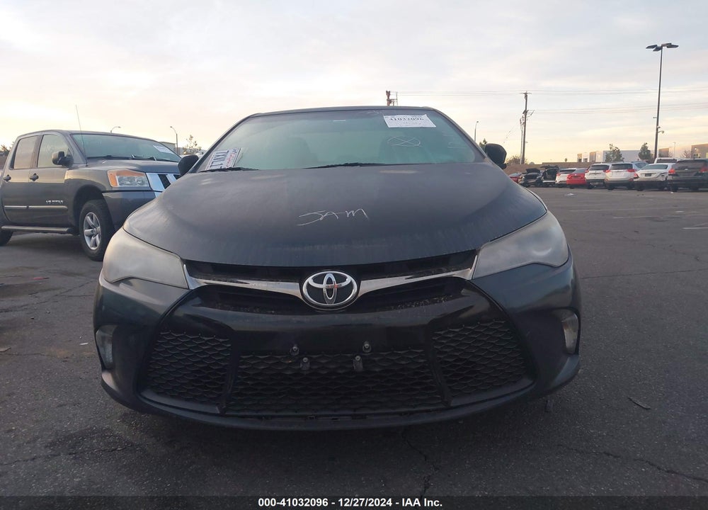 2017 TOYOTA CAMRY SE VIN: 4T1BF1FK5HU414705