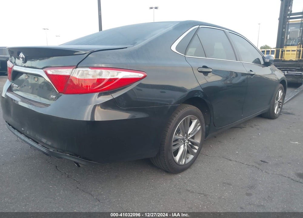 2017 TOYOTA CAMRY SE VIN: 4T1BF1FK5HU414705