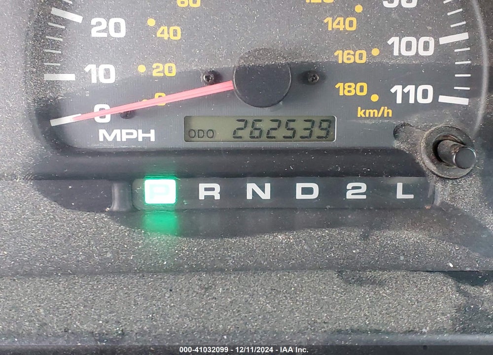 2001 TOYOTA 4RUNNER SR5 V6 VIN: JT3HN86R610349338