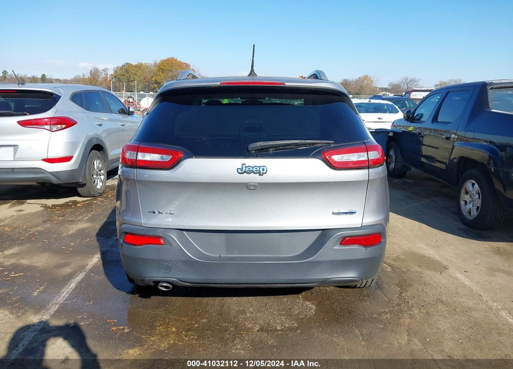 2015 JEEP CHEROKEE LATITUDE VIN: 1C4PJMCB6FW512805