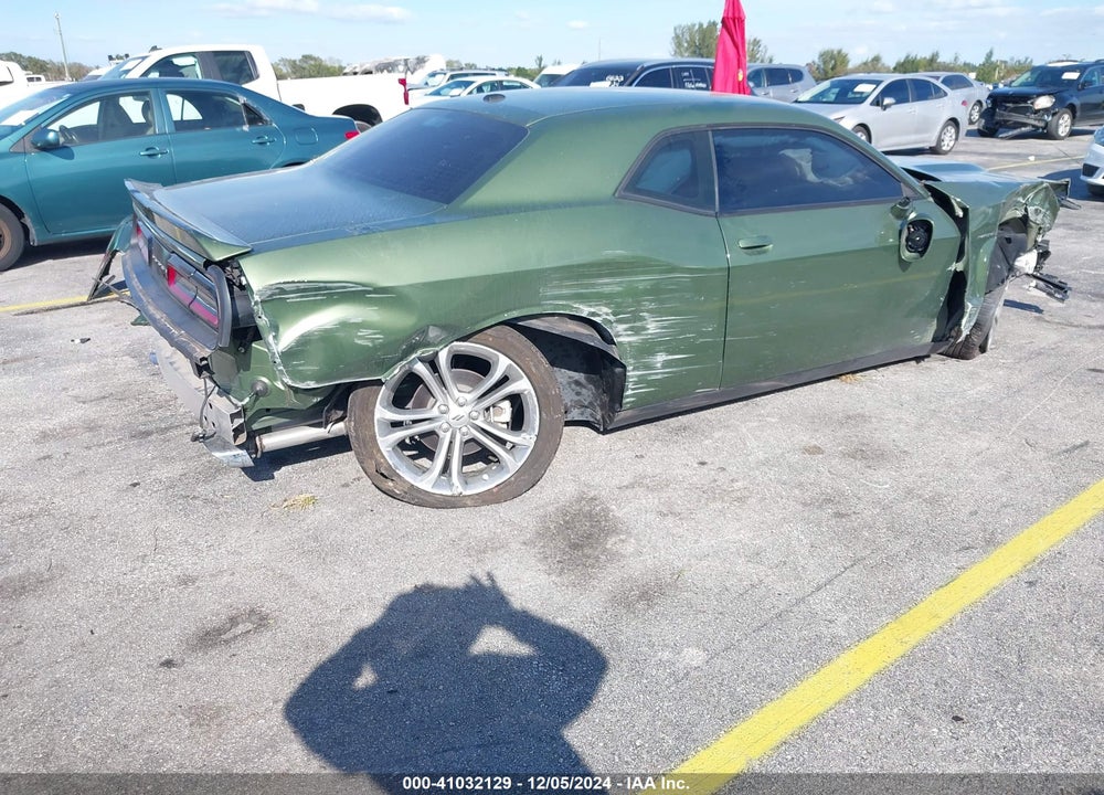 2022 DODGE CHALLENGER R/T VIN: 2C3CDZBT7NH151101