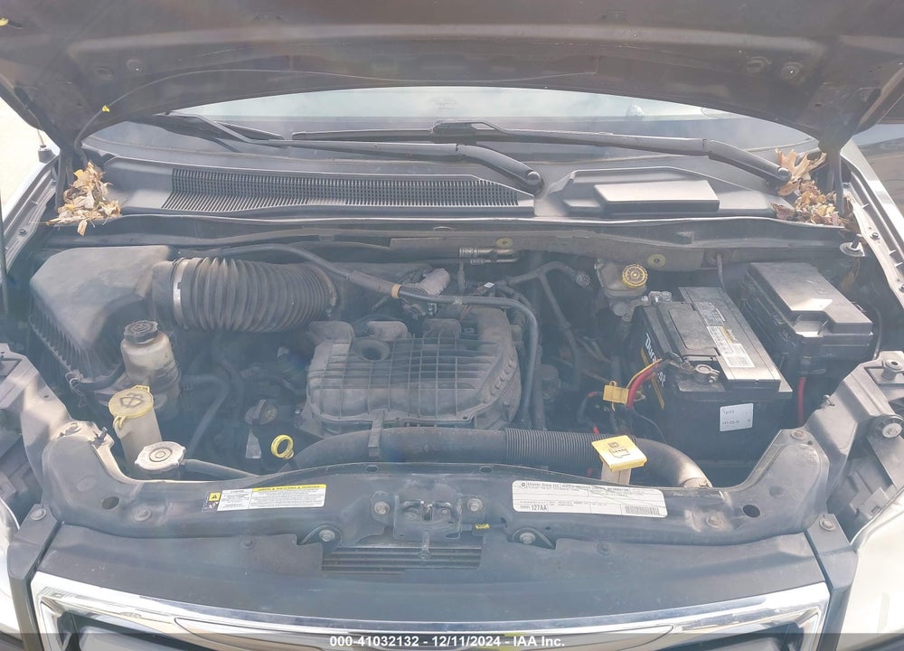 2011 CHRYSLER TOWN & COUNTRY TOURING VIN: 2A4RR5DG4BR768620