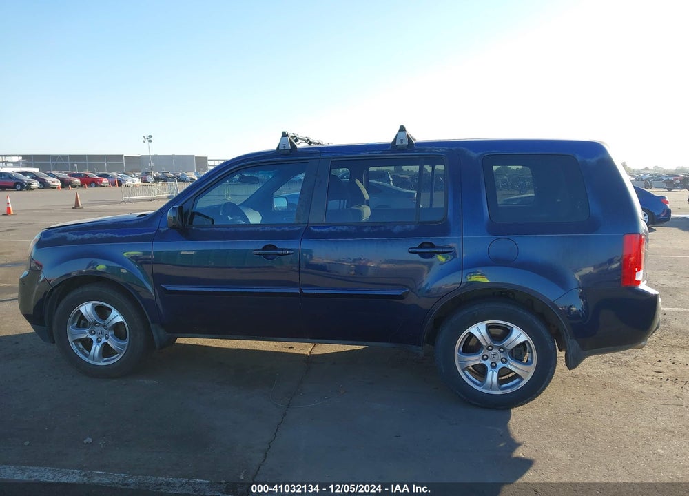 2013 HONDA PILOT EX VIN: 5FNYF3H43DB015433