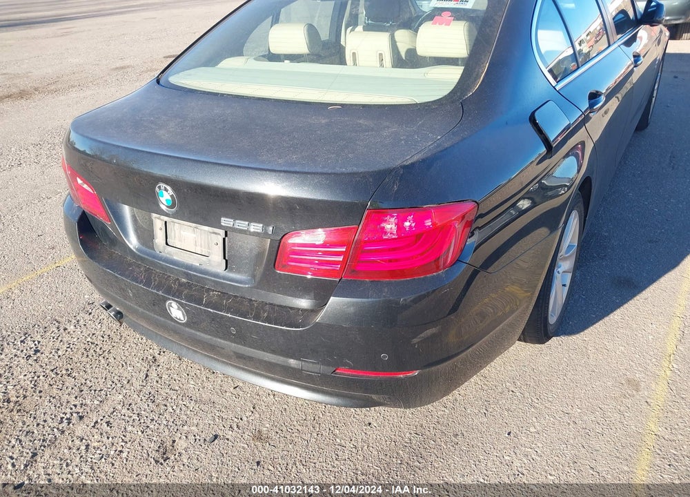 2012 BMW 528I XDRIVE VIN: WBAXH5C50CDW10616