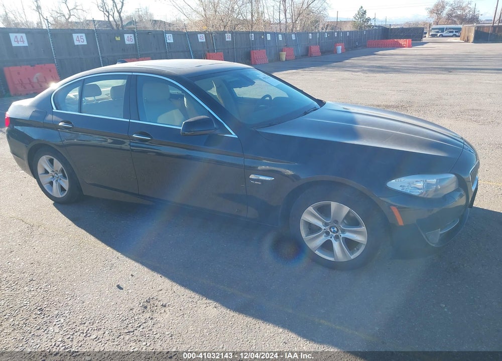 2012 BMW 528I XDRIVE VIN: WBAXH5C50CDW10616