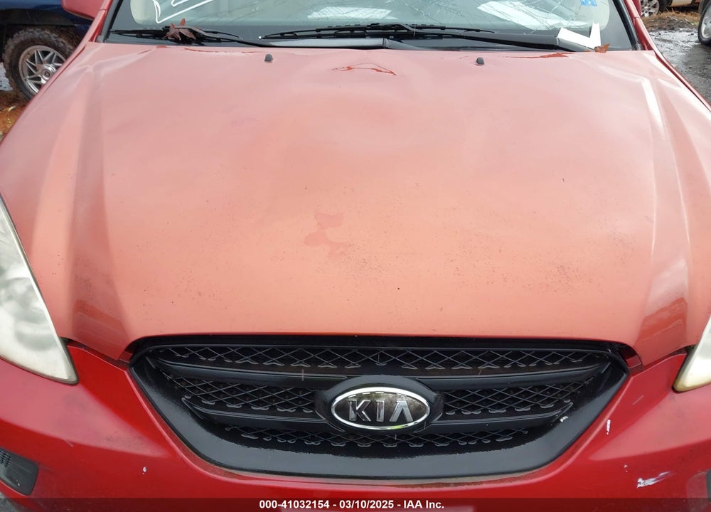 2007 KIA RONDO VIN: KNAFG525077087912