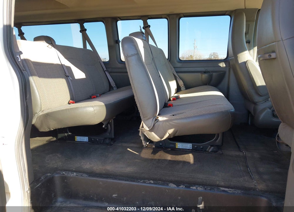 2018 CHEVROLET EXPRESS 3500 LT VIN: 1GAZGPFG7J1334885