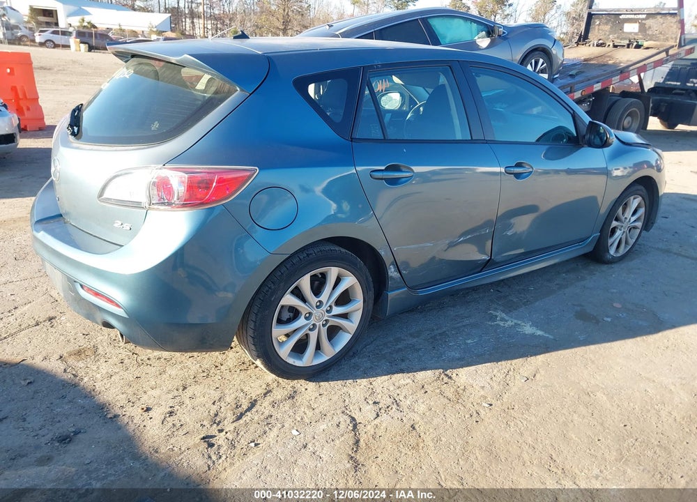 2011 MAZDA 3 S SPORT VIN: JM1BL1K52B1361368
