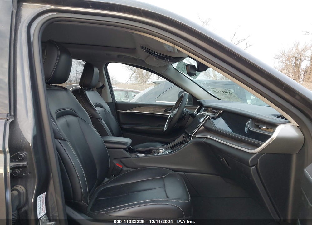 2023 JEEP GRAND CHEROKEE 4XE VIN: 1C4RJYB68PC633388
