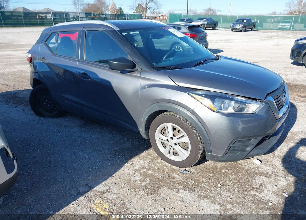 2019 NISSAN KICKS S VIN: 3N1CP5CU5KL556849