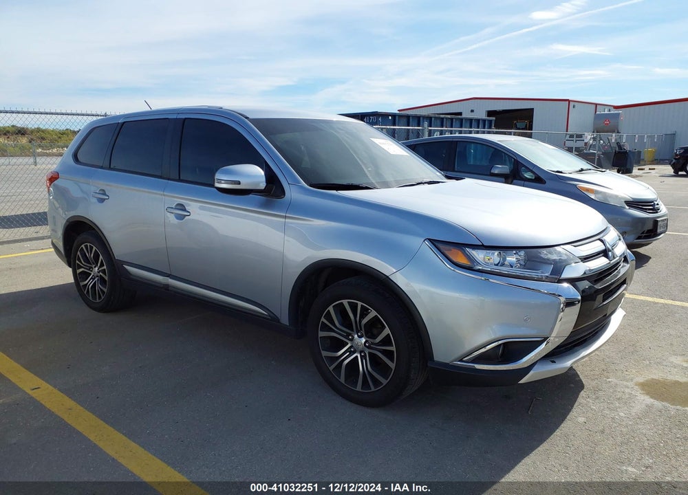 2016 MITSUBISHI OUTLANDER SE VIN: JA4AD3A34GZ057272