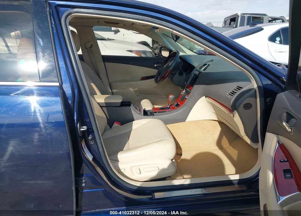 2011 LEXUS ES 350 VIN: JTHBK1EGXB2461419