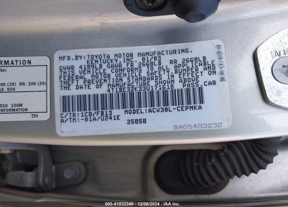 2003 TOYOTA CAMRY LE VIN: 4T1BE32K33U171618