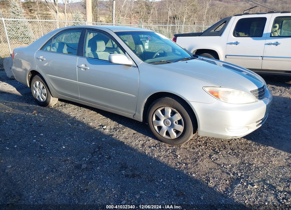 2003 TOYOTA CAMRY LE VIN: 4T1BE32K33U171618