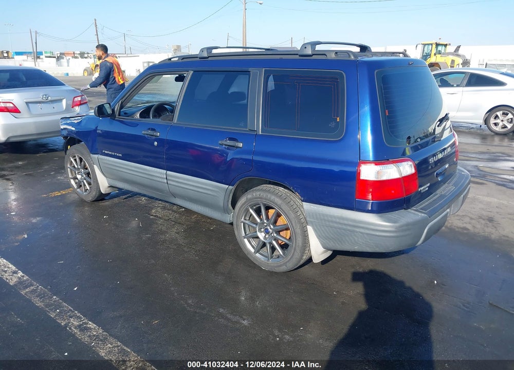 2001 SUBARU FORESTER L VIN: JF1SF63551H713681