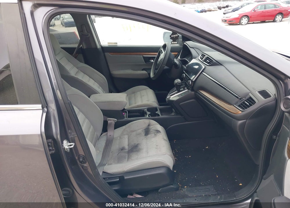 2018 HONDA CR-V VIN: 7FARW2H56JE088111
