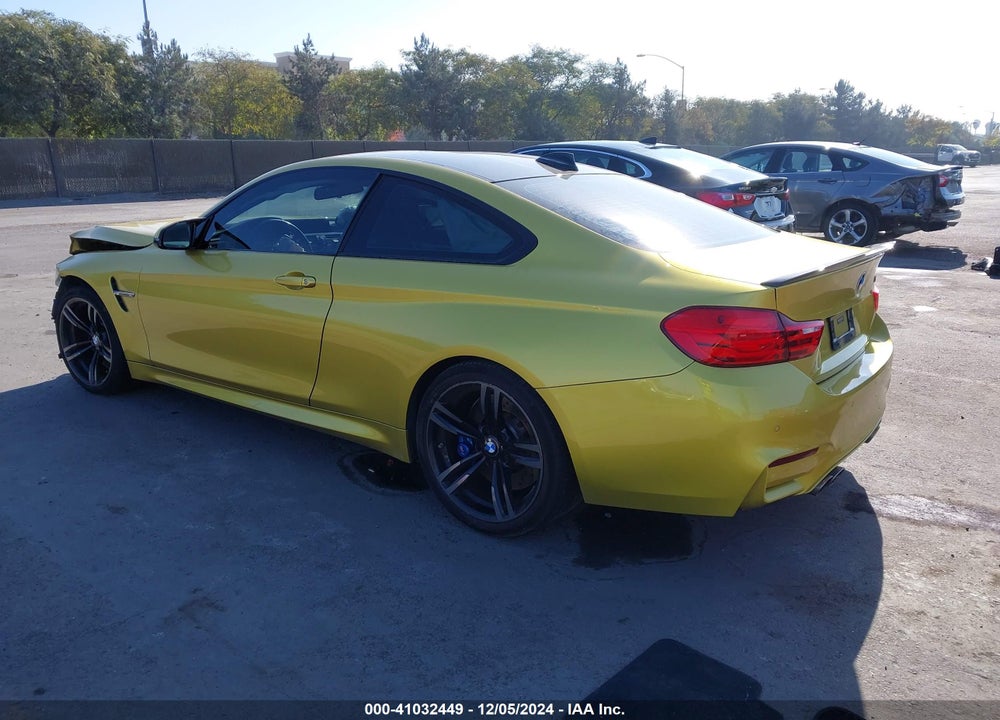 2015 BMW M4 VIN: WBS3R9C59FK334547