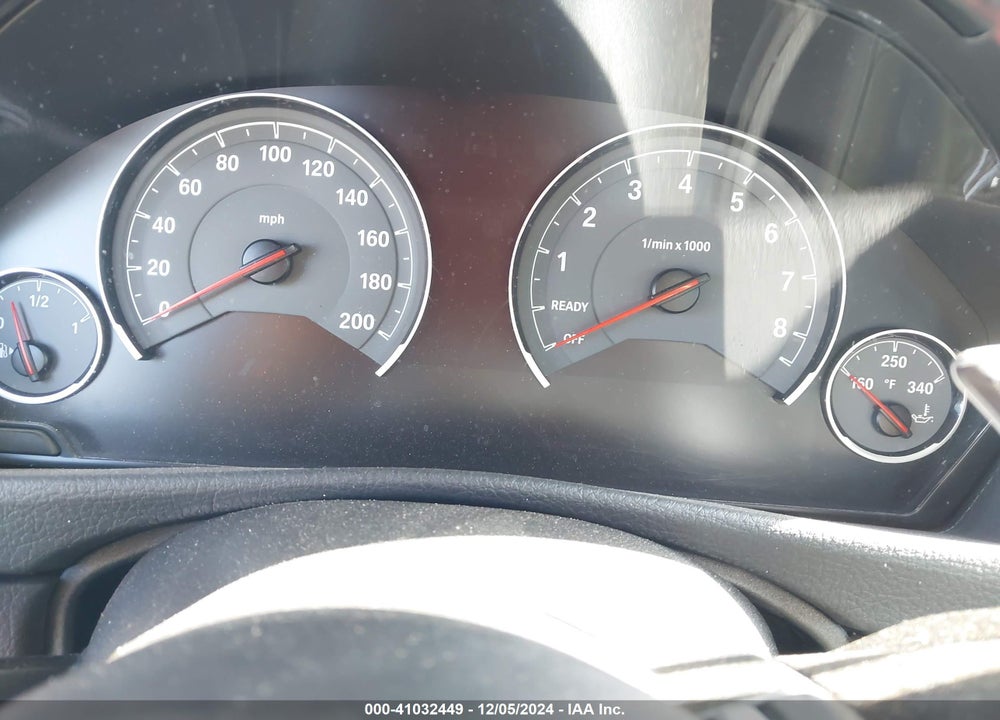 2015 BMW M4 VIN: WBS3R9C59FK334547