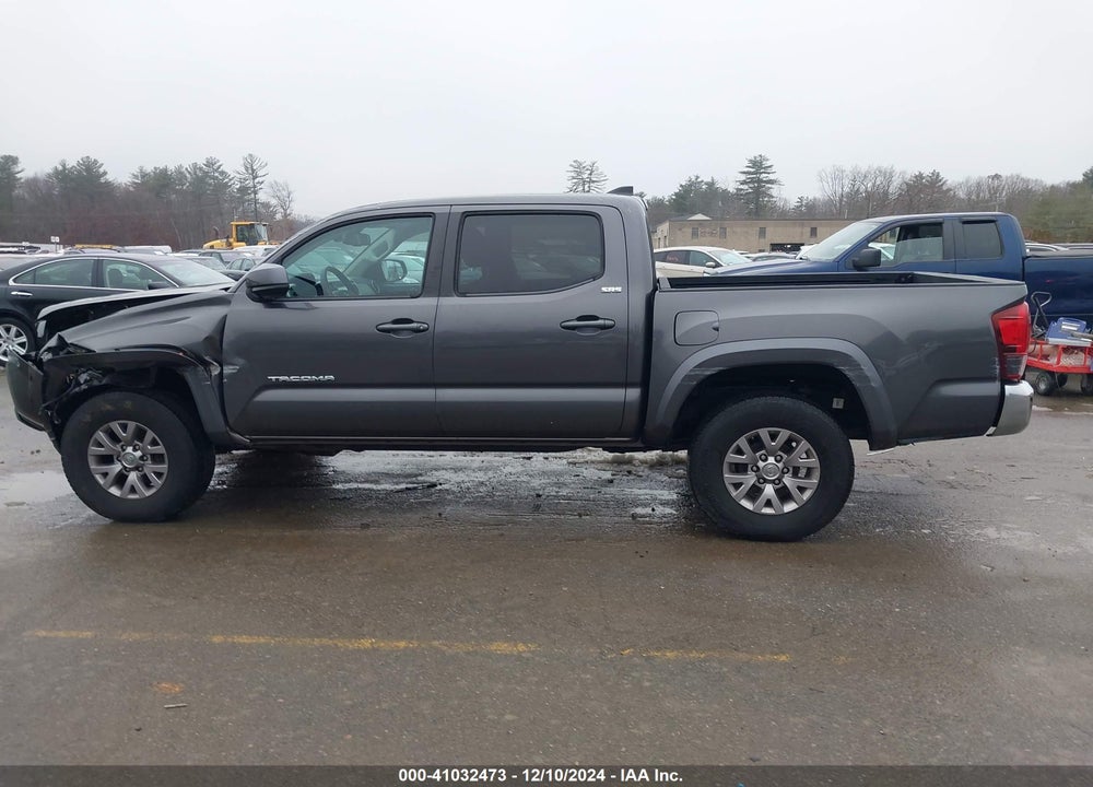 2018 TOYOTA TACOMA SR5 V6 VIN: 5TFCZ5AN7JX128092