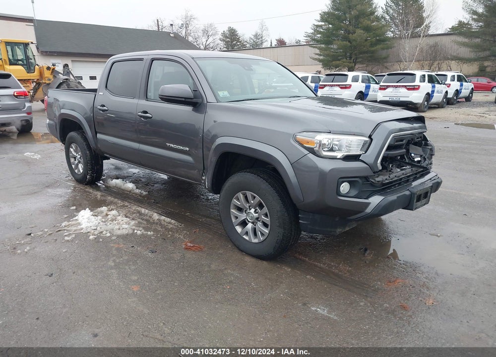 2018 TOYOTA TACOMA SR5 V6 VIN: 5TFCZ5AN7JX128092