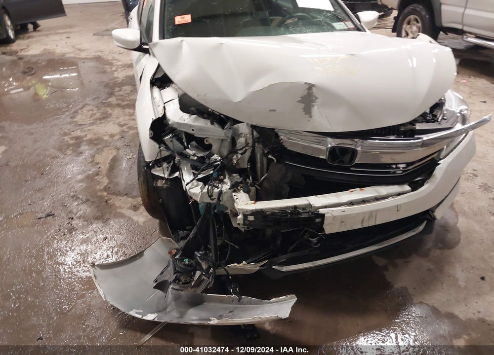 2017 HONDA ACCORD SPORT SE VIN: 1HGCR2F13HA058996