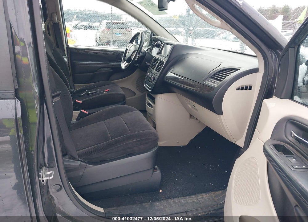 2011 DODGE GRAND CARAVAN MAINSTREET VIN: 2D4RN3DG1BR634303