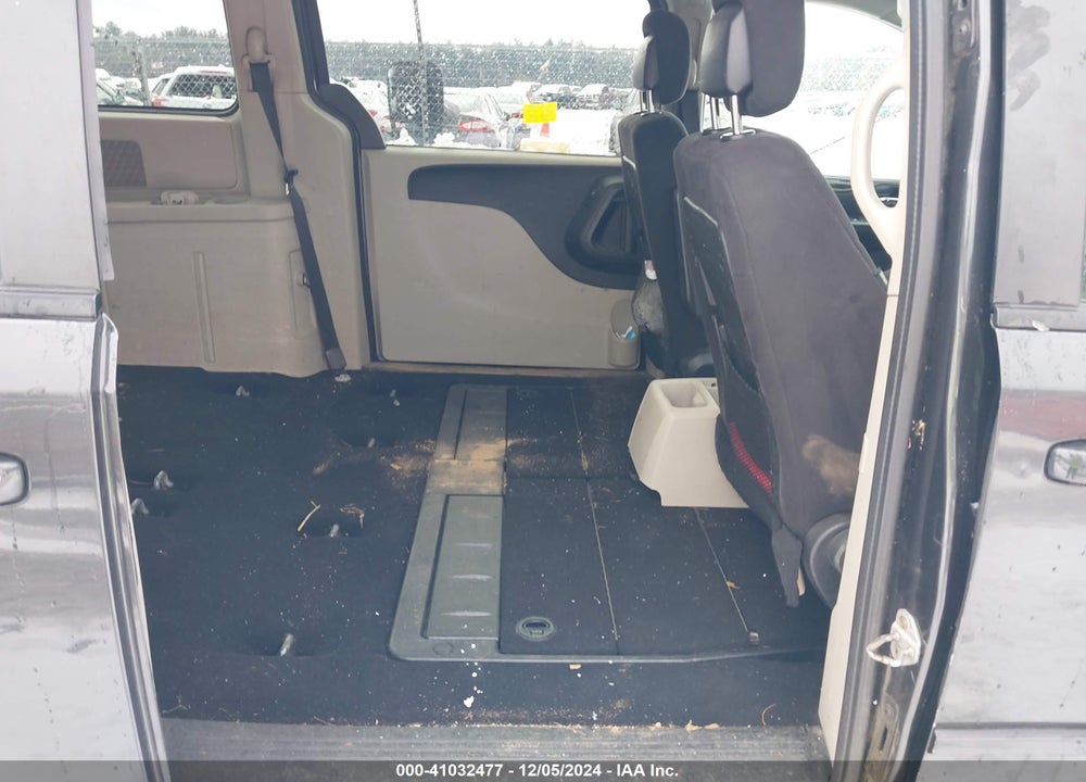 2011 DODGE GRAND CARAVAN MAINSTREET VIN: 2D4RN3DG1BR634303