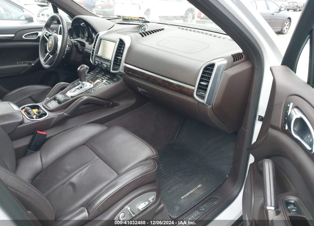 2016 PORSCHE CAYENNE E-HYBRID S VIN: WP1AE2A22GLA60046