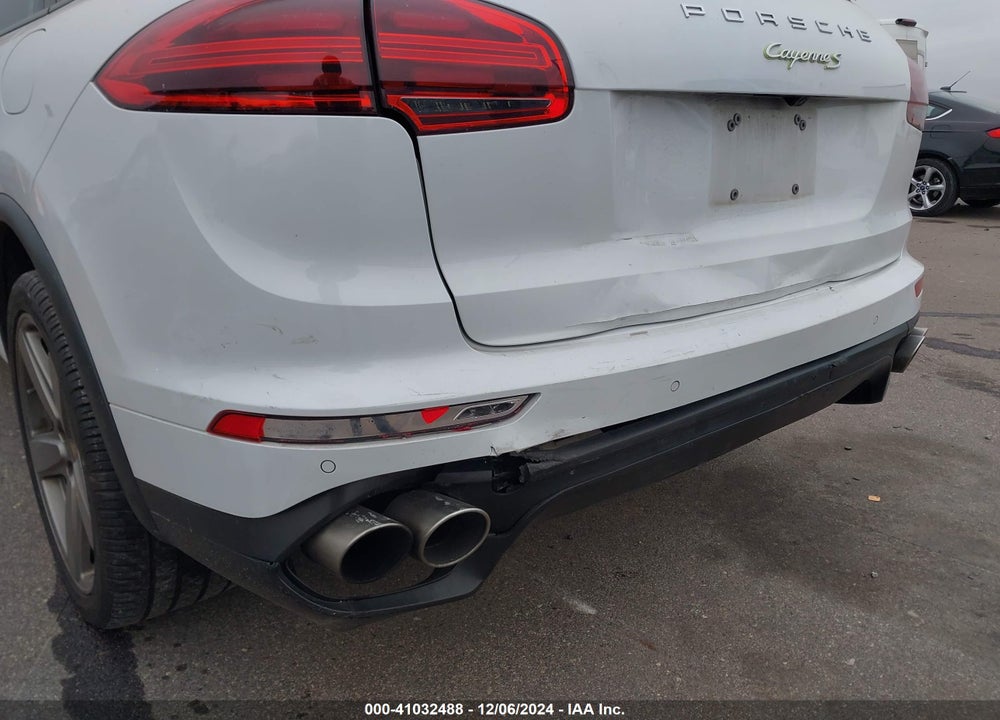 2016 PORSCHE CAYENNE E-HYBRID S VIN: WP1AE2A22GLA60046