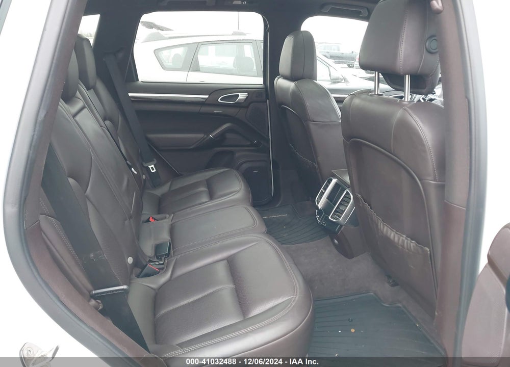 2016 PORSCHE CAYENNE E-HYBRID S VIN: WP1AE2A22GLA60046