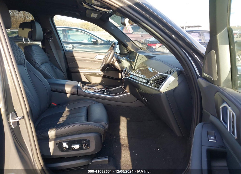 2024 BMW X5 M60I VIN: 5UX33EU01R9U12219